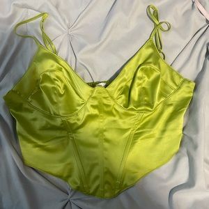 Garage corset, adjustable straps